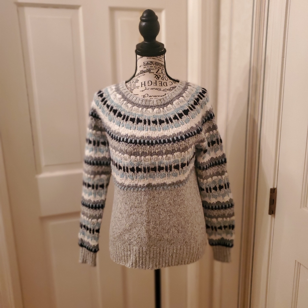 LOFT Winter sweater sz xs